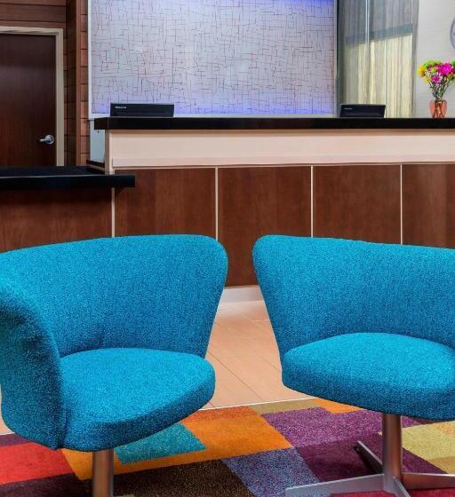 فندق Fairfield Inn & Suites By Marriott Galesburg