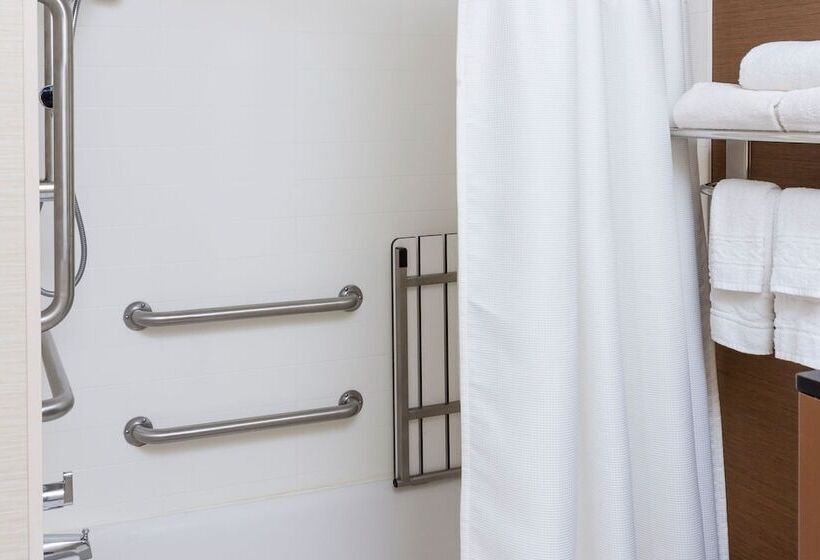 فندق Fairfield Inn & Suites By Marriott Galesburg