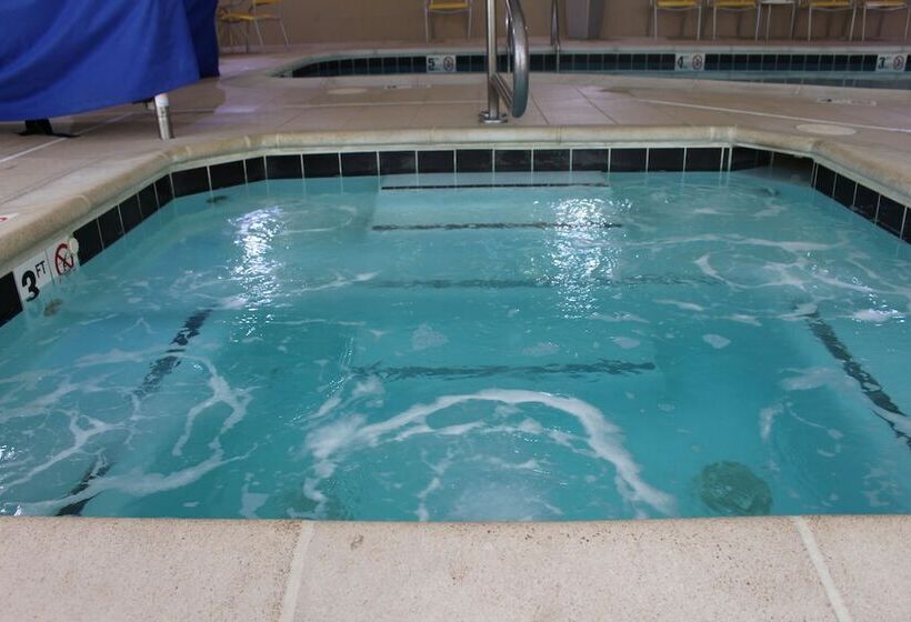 בית מלון כפרי Fairfield Inn & Suites Kansas City Liberty