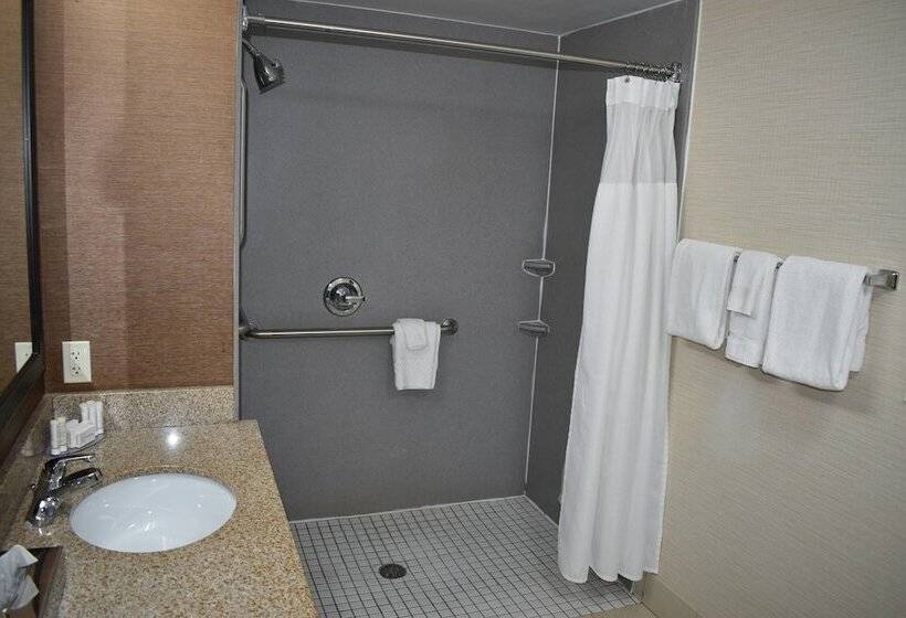 בית מלון כפרי Fairfield Inn & Suites Kansas City Liberty