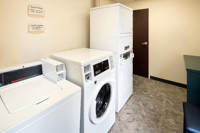 Отель Fairfield Inn By Marriott Loveland Fort Collins