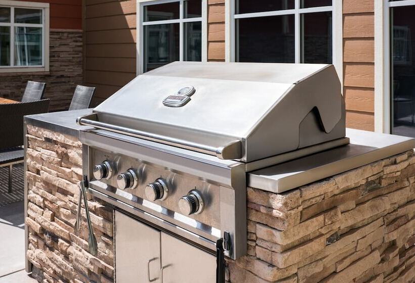 Отель Fairfield Inn By Marriott Loveland Fort Collins