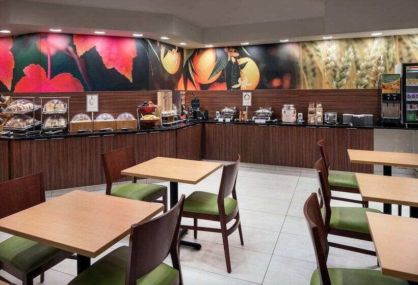 Отель Fairfield Inn By Marriott Loveland Fort Collins