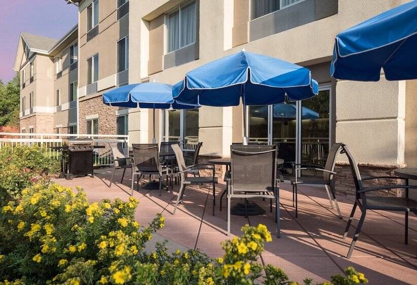 Отель Fairfield Inn By Marriott Loveland Fort Collins
