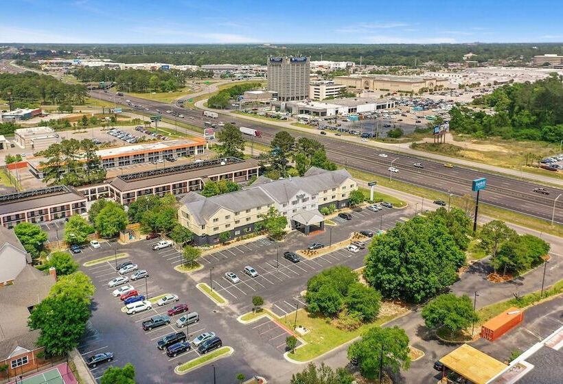 Отель Fairfield Inn And Suites Mobile