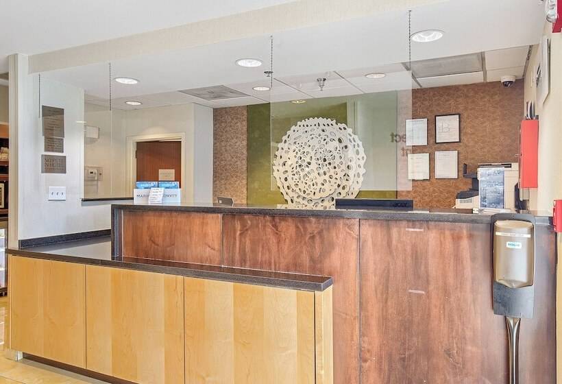 Отель Fairfield Inn And Suites Mobile