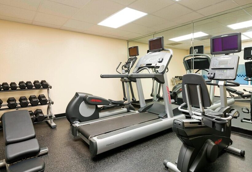 Отель Fairfield Inn And Suites Mobile