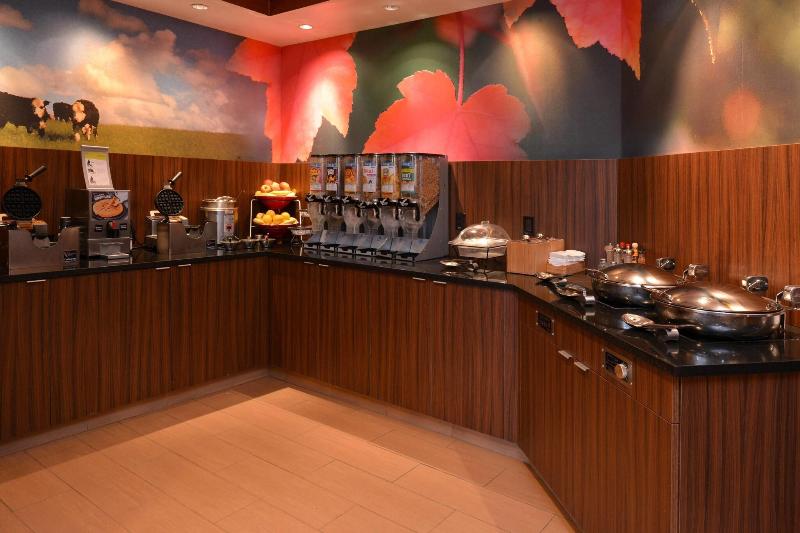 فندق Baymont By Wyndham St Charles