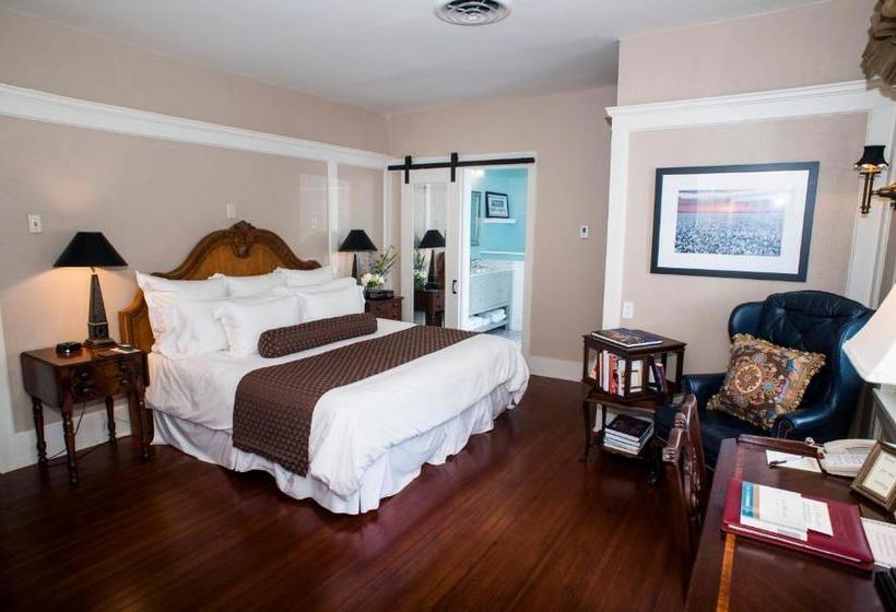 فندق Fairview Inn