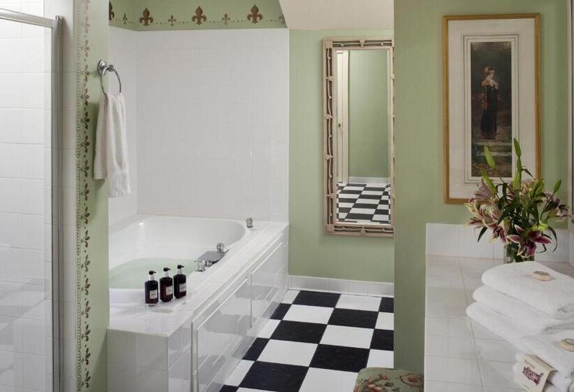 فندق Fairview Inn