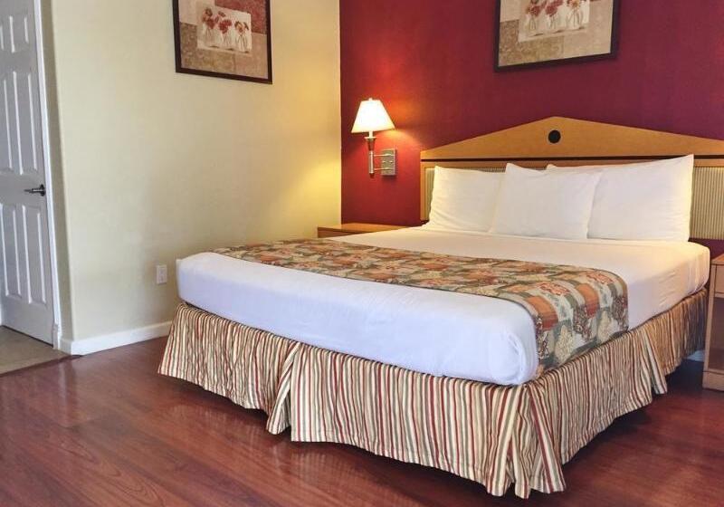 فندق Fairview Inn & Suites