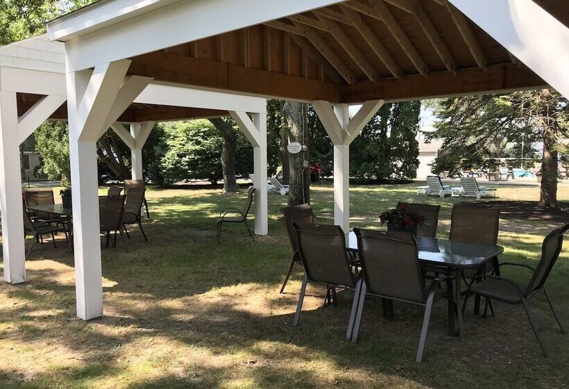 酒店 Falmouth Heights Motor Lodge