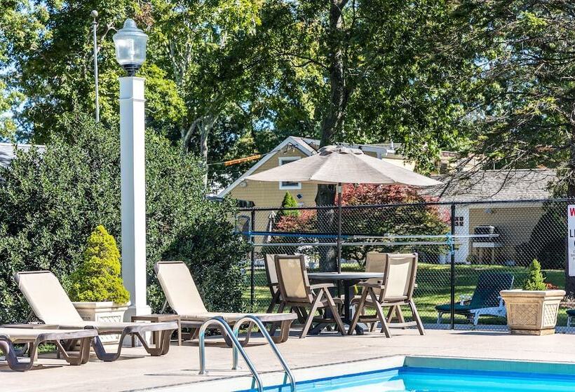 酒店 Falmouth Heights Motor Lodge