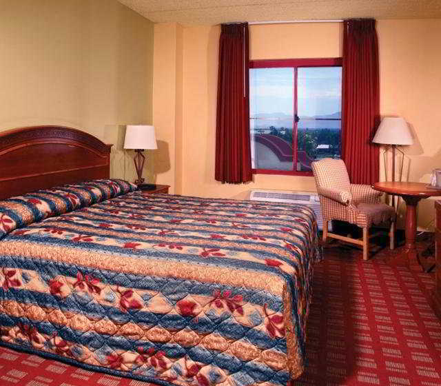 فندق Fiesta Rancho  & Casino