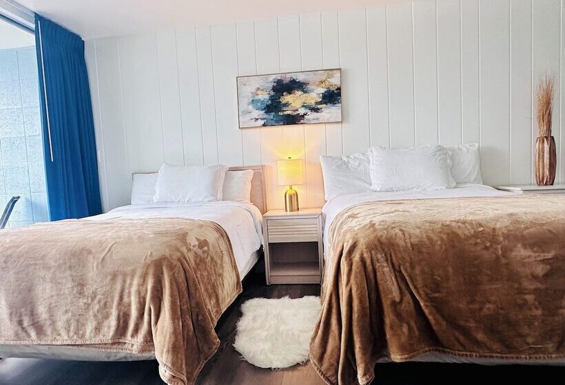 酒店 Foghorn Harbor Inn