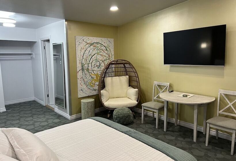 בית מלון כפרי Foghorn Harbor Inn