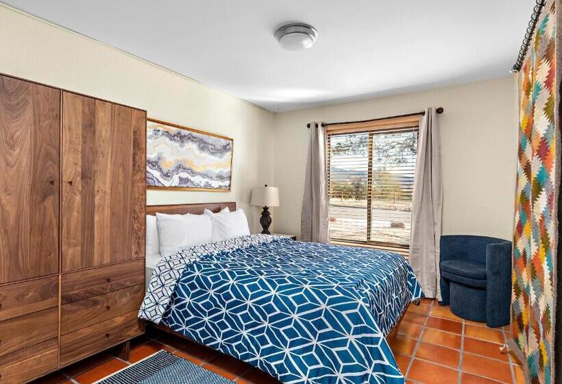 Отель Fort Marcy Suites By All Seasons Resort Lodging