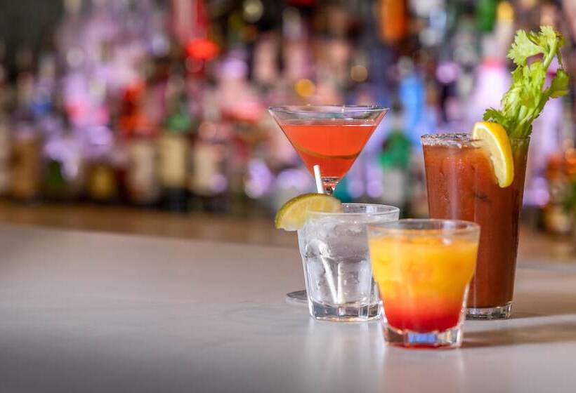 Fortune House Hotel Suites