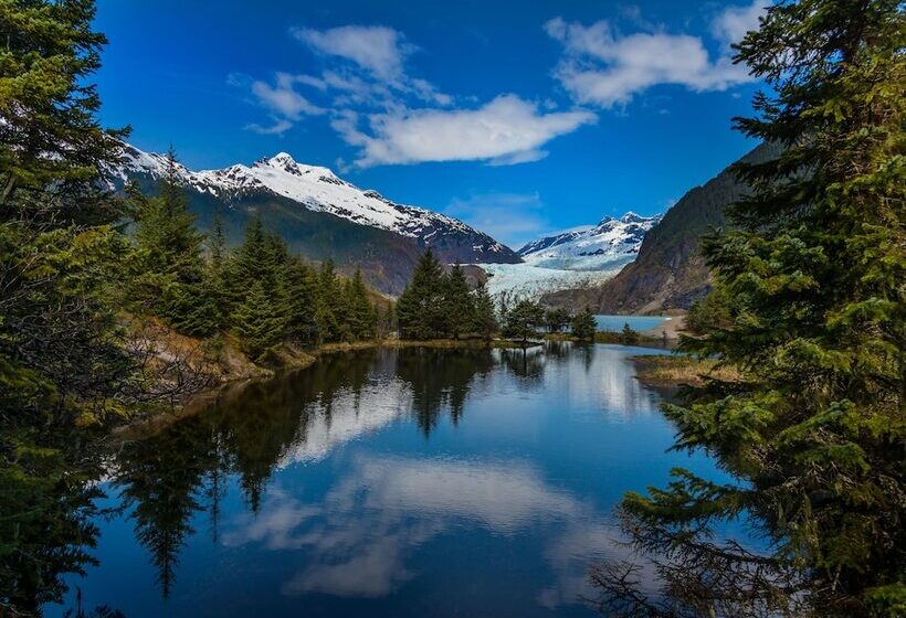 هتل Four Points By Sheraton Juneau