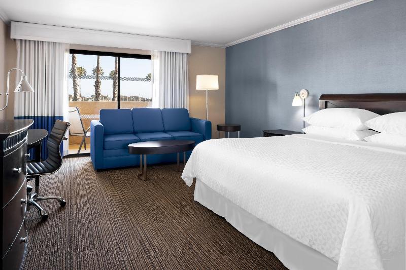 ホテル Four Points By Sheraton Ventura Harbor Resort