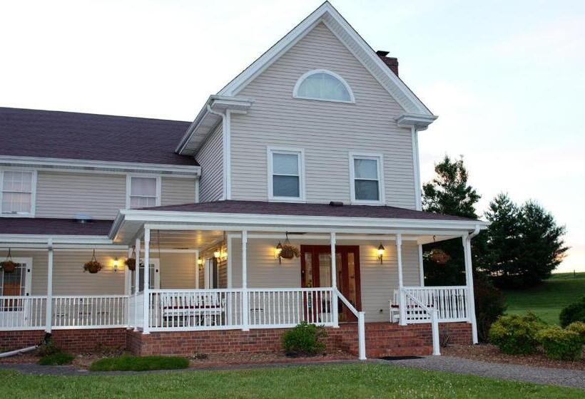 Отель Four Seasons Country Inn