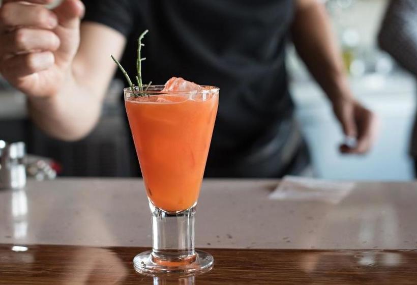 فندق Friday Harbor House