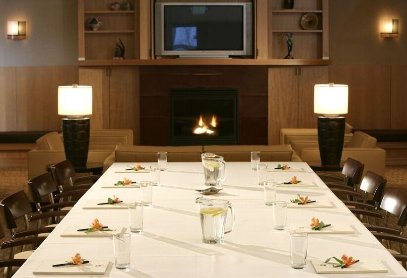 فندق Friday Harbor House