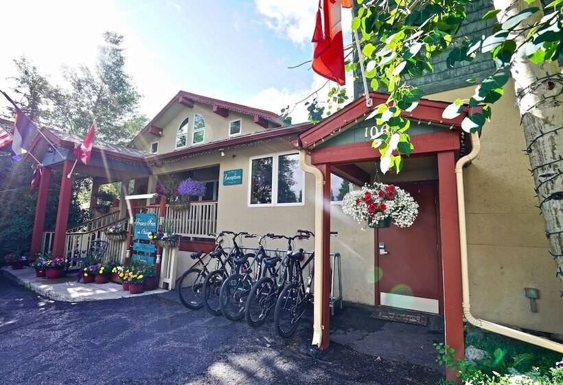 בית מלון כפרי Frisco Inn On Galena