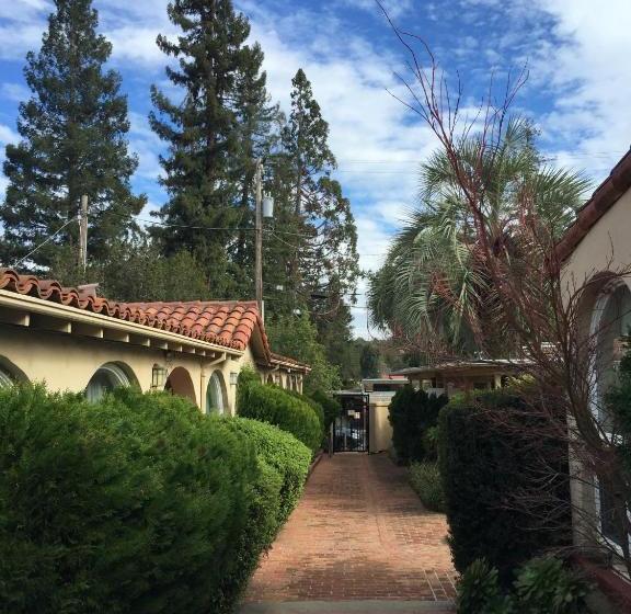 ホテル Los Gatos Garden Inn