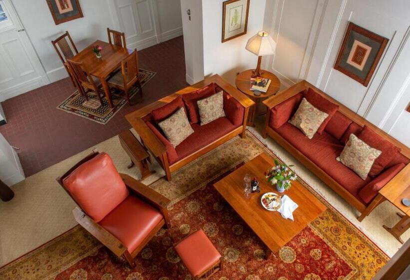 فندق Geneva On The Lake Boutique Resort