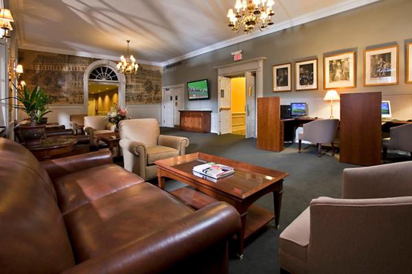 هتل Gideon Putnam Resort & Spa