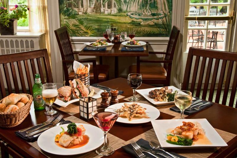 酒店 Gideon Putnam Resort & Spa