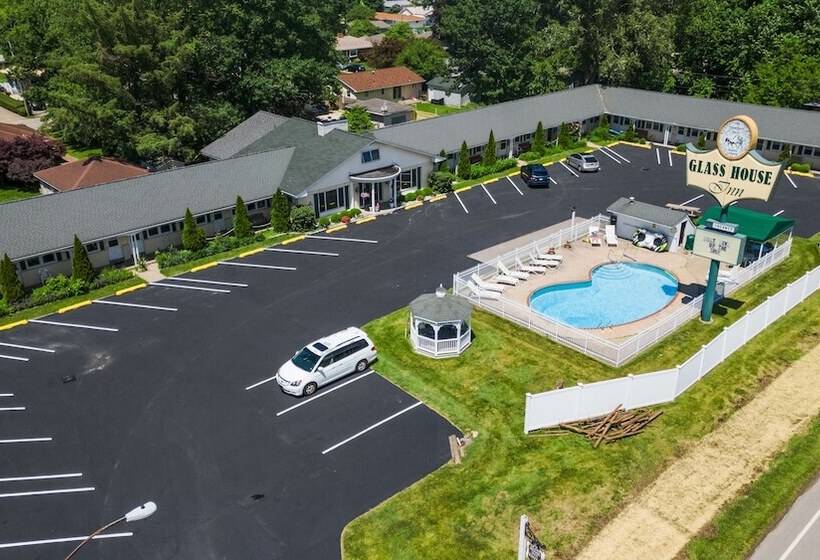בית מלון כפרי Glass House Inn Erie Near I90 & I79