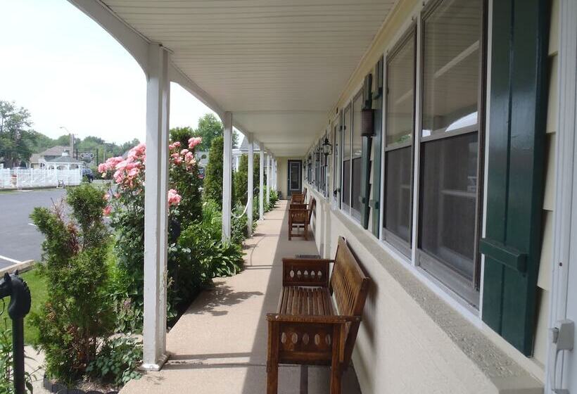 בית מלון כפרי Glass House Inn Erie Near I90 & I79