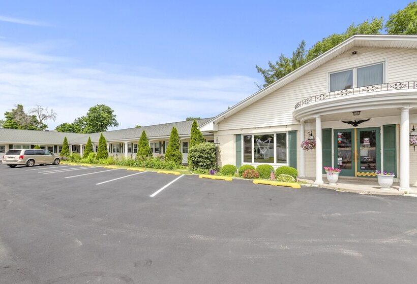 בית מלון כפרי Glass House Inn Erie Near I90 & I79