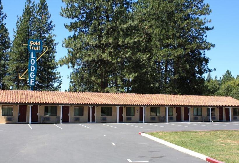 ホテル Gold Trail Motor Lodge