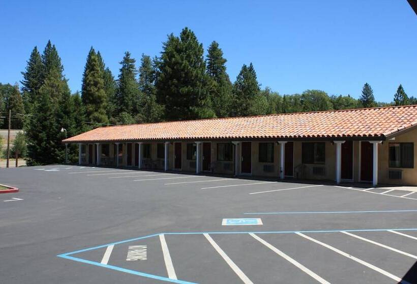 ホテル Gold Trail Motor Lodge