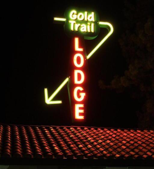 ホテル Gold Trail Motor Lodge