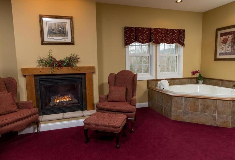هتل Goldmoor Inn & Resort