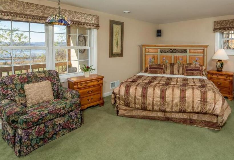 ホテル Goldmoor Inn & Resort