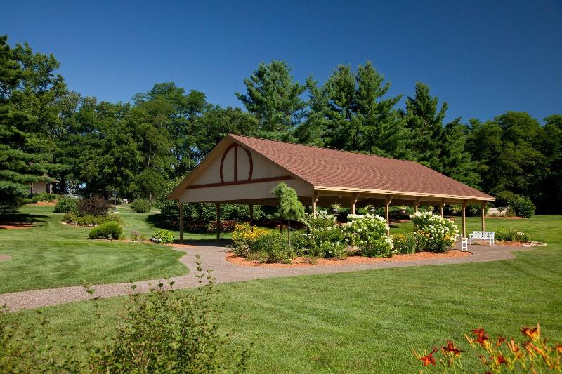 ホテル Goldmoor Inn & Resort