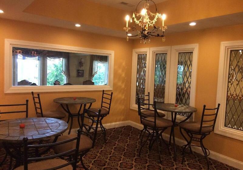 ホテル Goldmoor Inn & Resort