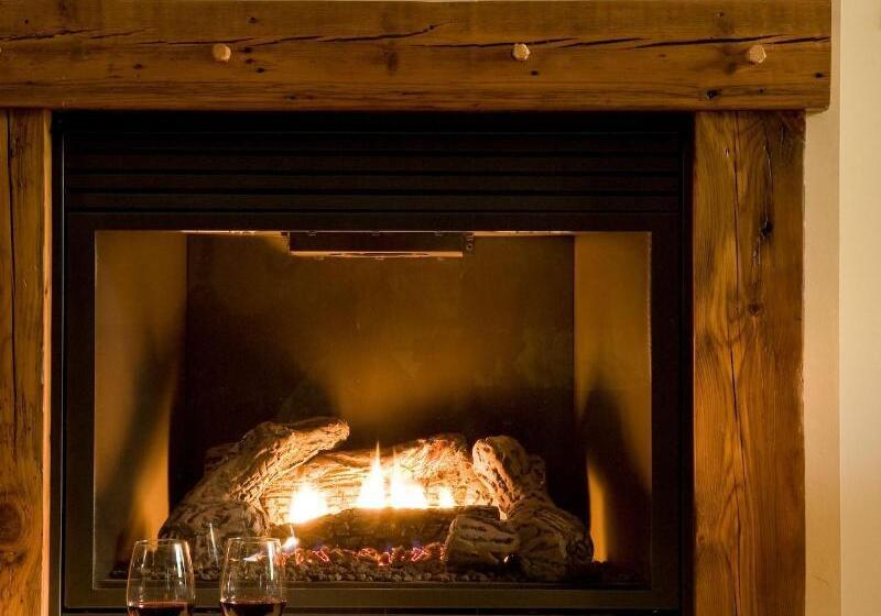 ホテル Goldmoor Inn & Resort