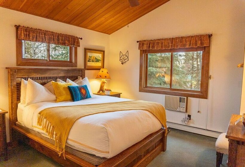 فندق Good Medicine Lodge