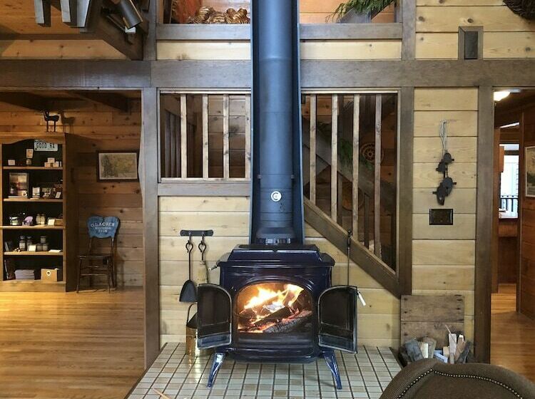 فندق Good Medicine Lodge