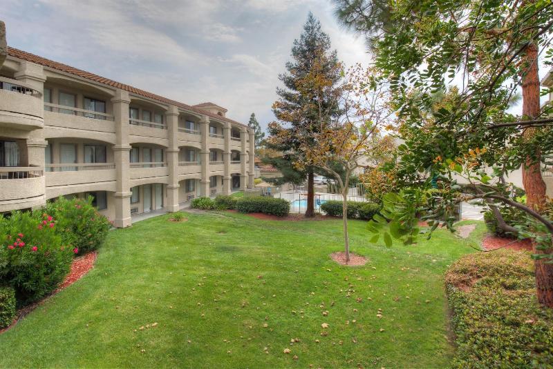 בית מלון כפרי Good Nite Inn Fremont