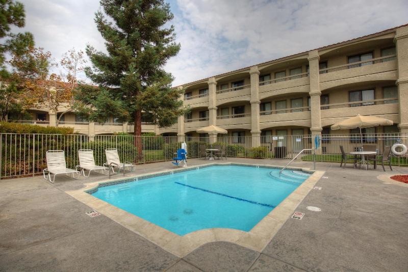 בית מלון כפרי Good Nite Inn Fremont