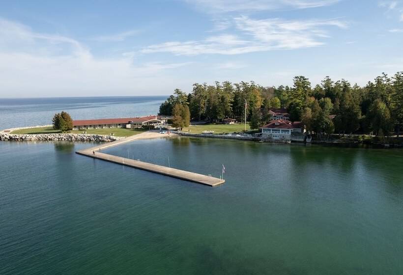 Отель Gordon Lodge