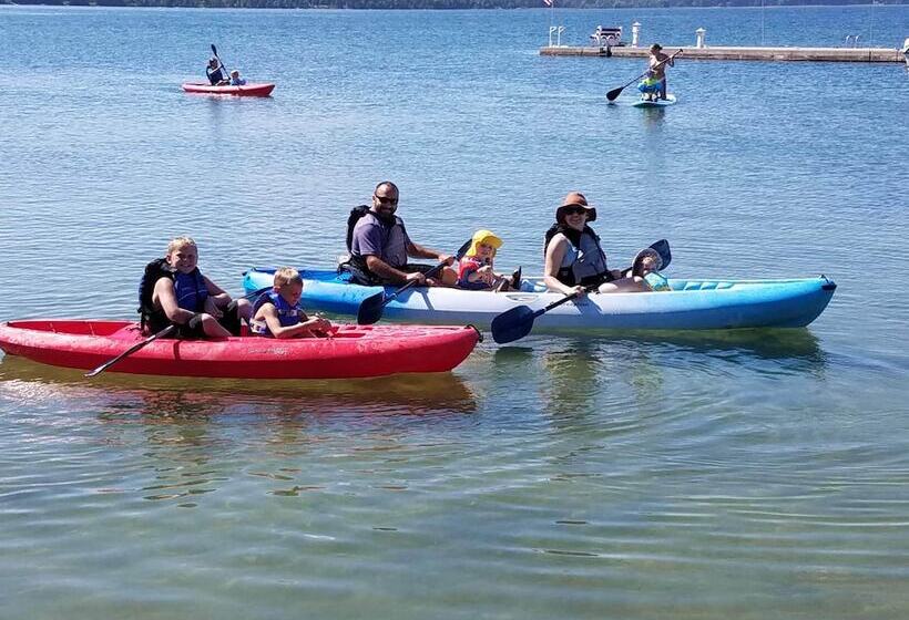 Отель Gordon Lodge