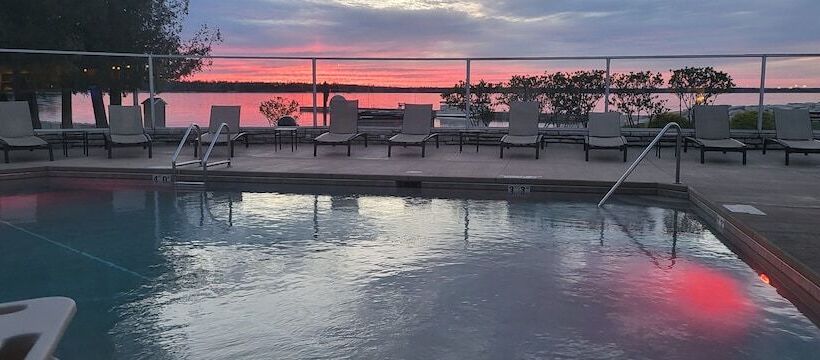 Отель Gordon Lodge